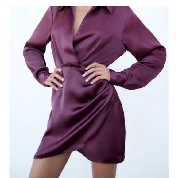 Zara Dresses & Skirts - Zara Egg Plant color Ruched Bodycon Dress with Bishop Sleeves